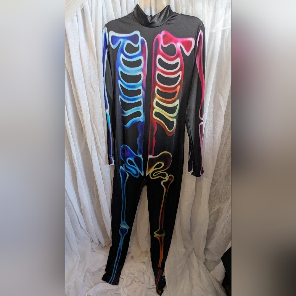Retro skeleton suit